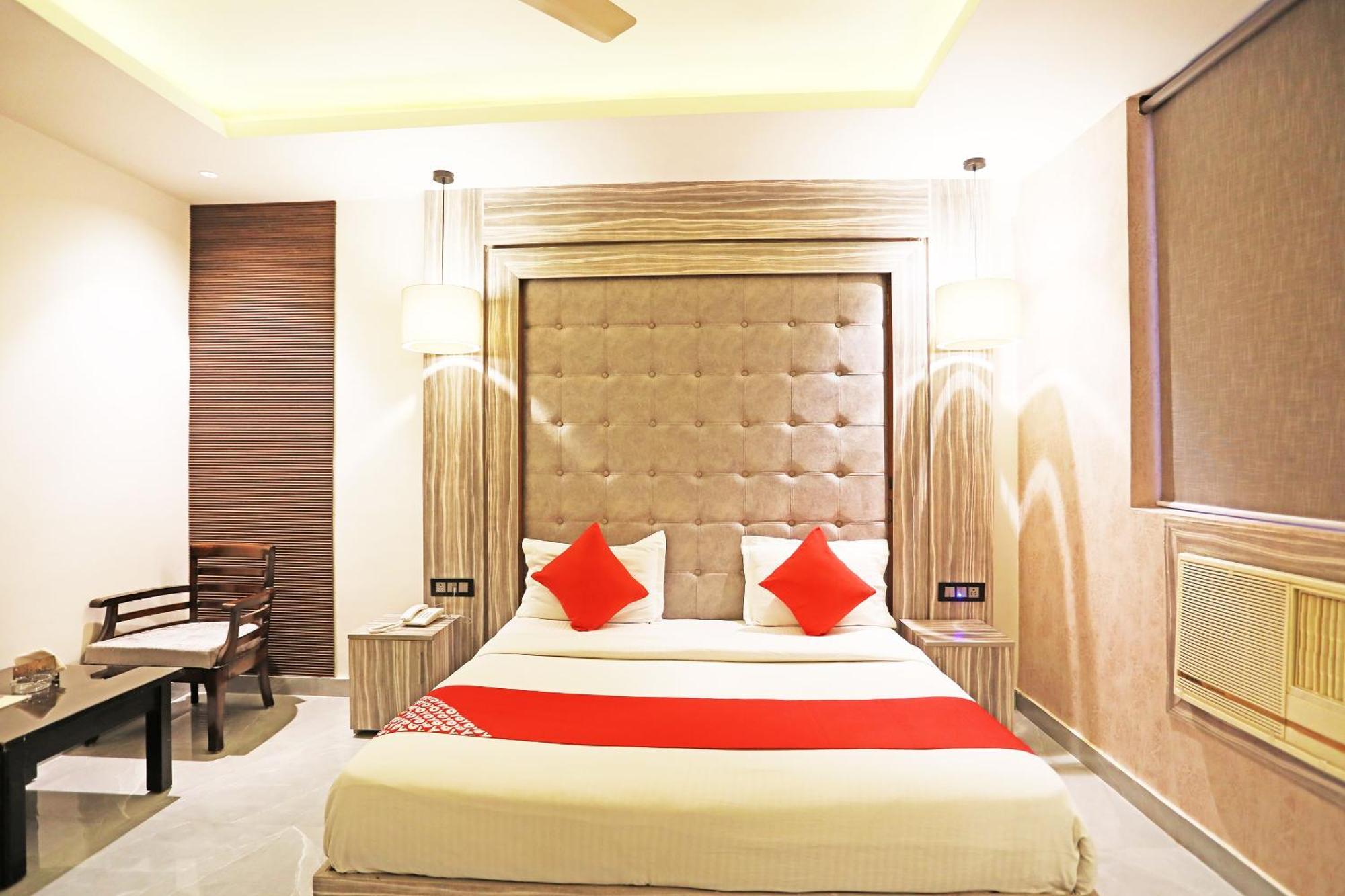 Fabhotel Ronald Inn Faridabad Exterior foto