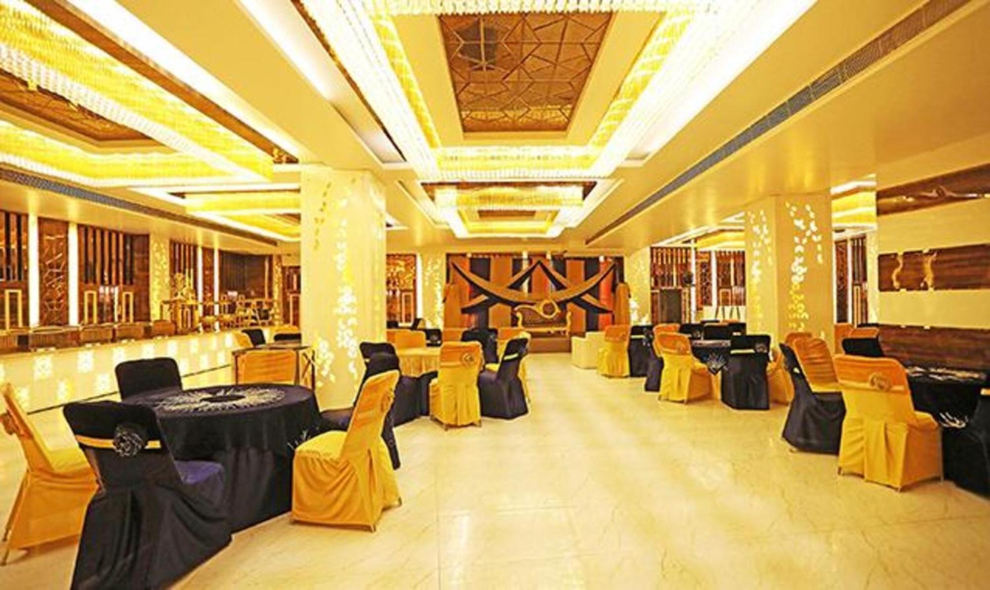 Fabhotel Ronald Inn Faridabad Exterior foto